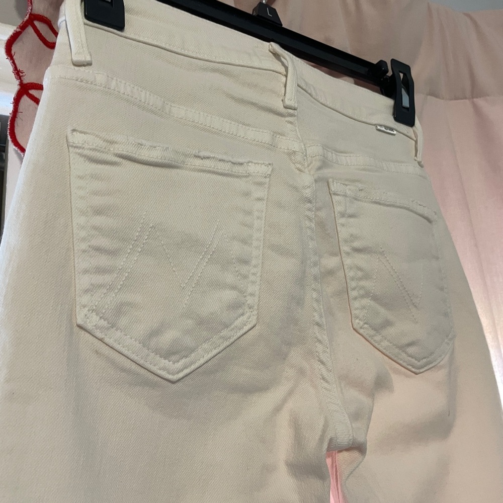 MOTHER JEANS SIZE 23